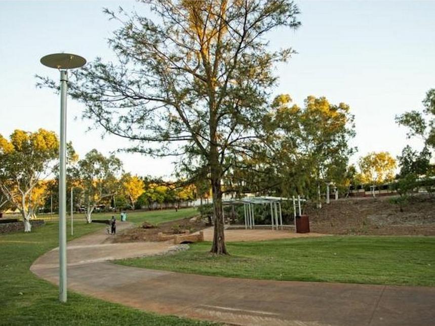 Cattrall Park Motel Karratha Exterior photo